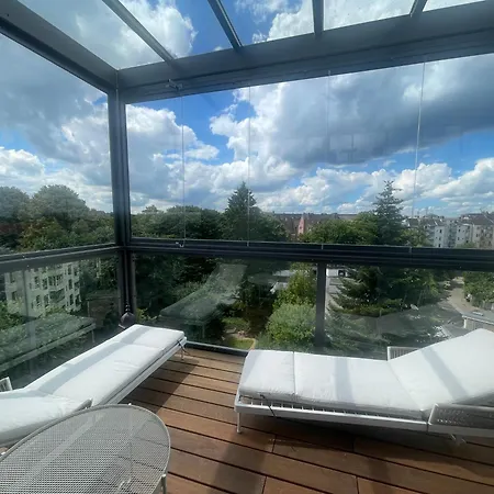 Luxus Penthouse Waterview Apartament *